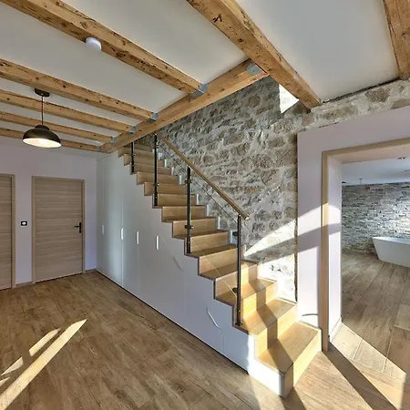 Maison Idealement Placee Vue Magnifique, Depart Ski De Fond/randonnee Depuis Le Jardin Holiday home *